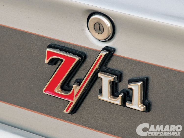 Name:  camp_1007_18_o+1969_chevy_camaro_zl1+zl1_badge.jpg
Views: 32
Size:  70.3 KB