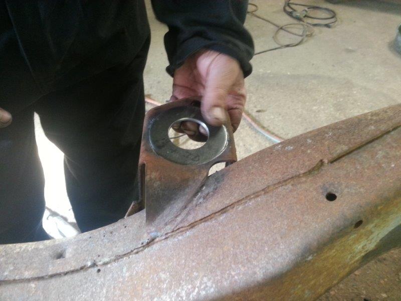 Name:  mnt1.jpg
Views: 503
Size:  60.0 KB