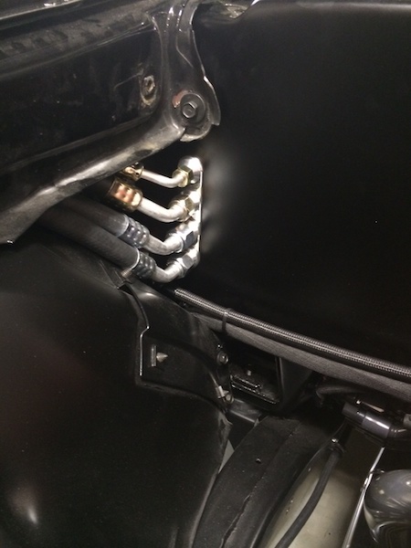 Name:  Vintage Air AC Bulkhead.JPG
Views: 699
Size:  81.2 KB