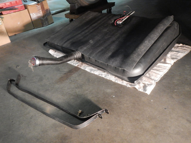 Name:  fueltank9.jpg
Views: 345
Size:  317.9 KB