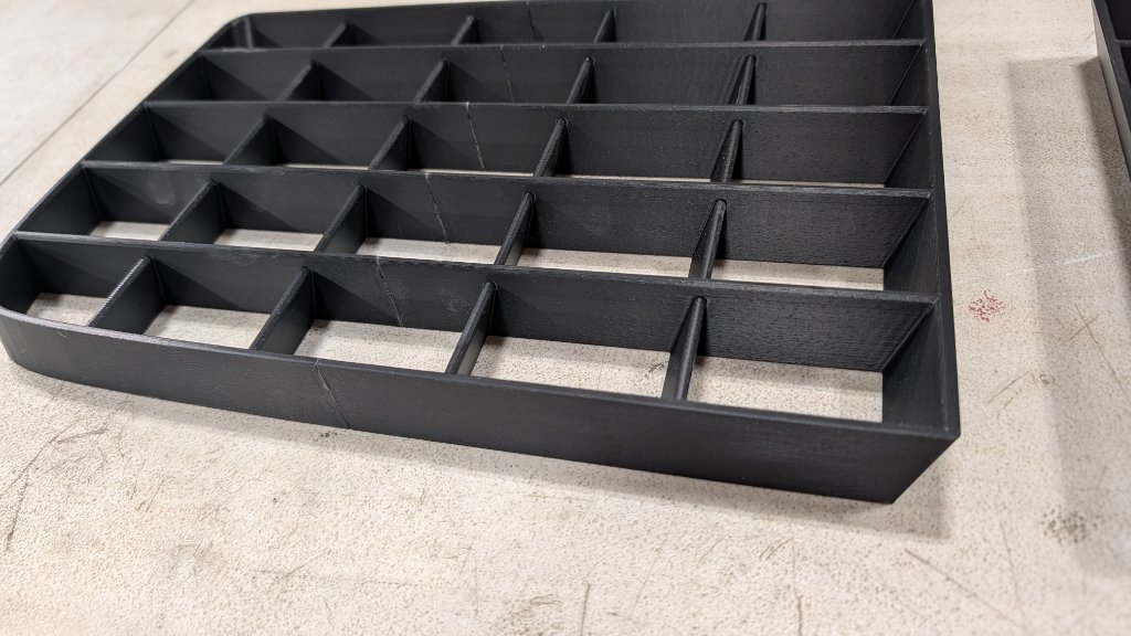 Name:  d1.jpg
Views: 45
Size:  115.9 KB